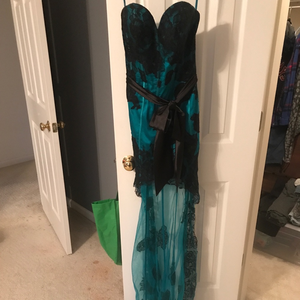 PROM DRESS